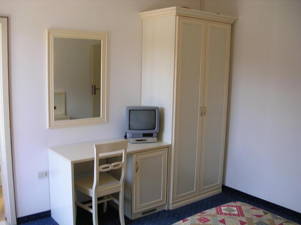 Hotel Rosalpina Riva del Garda Dış mekan fotoğraf