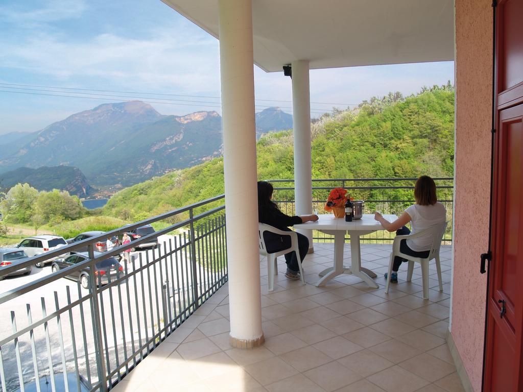 Hotel Rosalpina Riva del Garda Dış mekan fotoğraf