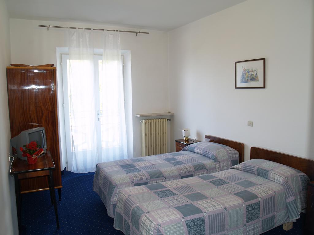 Hotel Rosalpina Riva del Garda Dış mekan fotoğraf